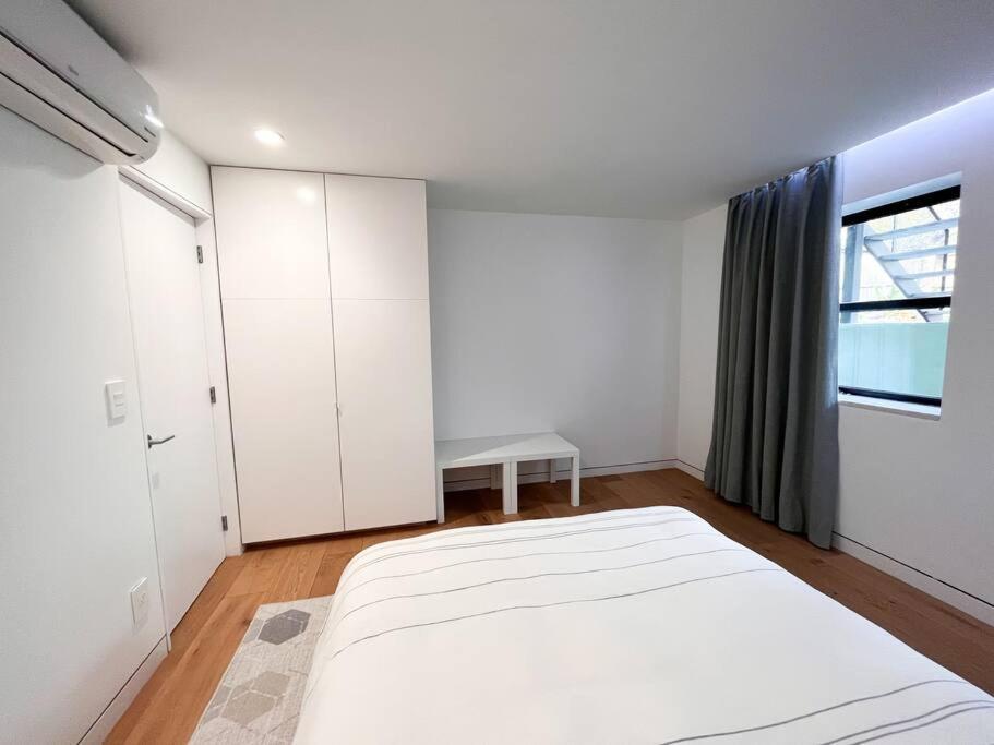 New Cozy Modern Minimalist Stay In Brooklyn At Rem-Casa นิวยอร์ก ภายนอก รูปภาพ