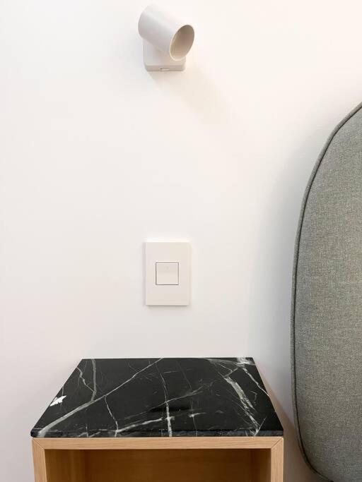New Cozy Modern Minimalist Stay In Brooklyn At Rem-Casa นิวยอร์ก ภายนอก รูปภาพ