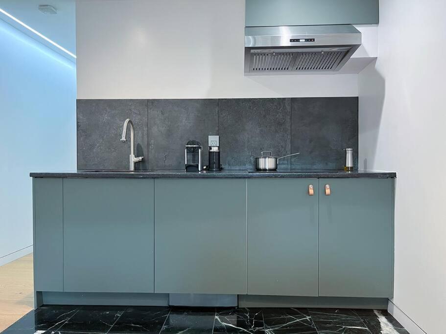 New Cozy Modern Minimalist Stay In Brooklyn At Rem-Casa นิวยอร์ก ภายนอก รูปภาพ
